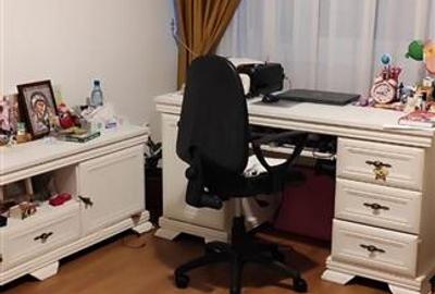 Apartament cu 3 camere decomandat, mobilat în Școlilor