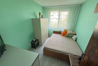 Apartament 4 camere, etajul 1, doua bai, boxa in acte, Ozana, Fetesti, nr. 5 - 12