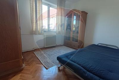 Apartament cu 3 camere de inchiriat in zona Podgoria - 2