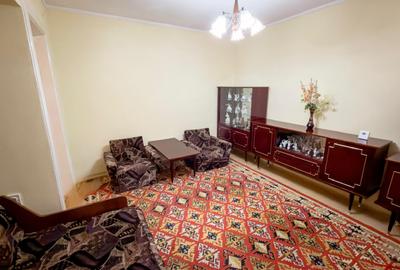 Apartament cu 2 camere decomandat în Micro 20 - 3