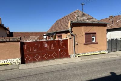 Casă cu 4 camere în Central - 3