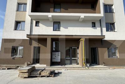 Spa?iu comercial parter bloc nou, 60 mp, vitrina, parcare, - 8