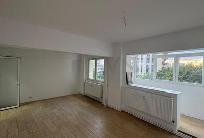 Apartament cu 2 camere decomandat în Colentina
