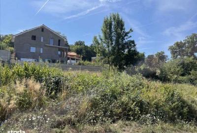 Teren de 480 mp, în Central - 2