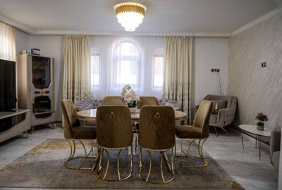 Casă cu 4 camere cu Teren 290 Mp în Central - 3