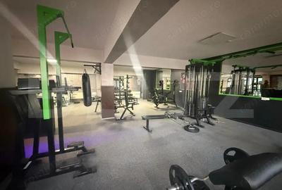 Se vinde complex comercial cu terasa + spa?ii de cazare la etaj -Pucioasa - 3