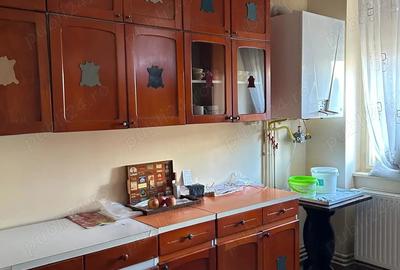 Casă cu 4 camere în Sub Arini - 7