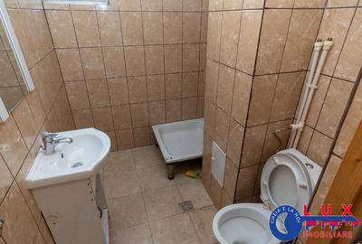 Spațiu comercial, de 66 mp, în Piața Nouă - 5