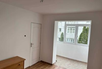 Apartament cu 2 camere semidecomandat în Fălticeni - 7