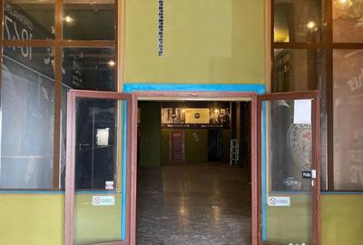 Spațiu comercial, de 1,000 mp, în Centrul Istoric - 2