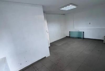 Spațiu comercial, de 30 mp, în Central - 7