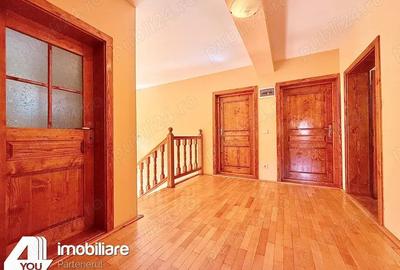 Cladire in Moneasa cu 9 camere: pretabil pensiune, azil batrani, casa vacan?a - 17