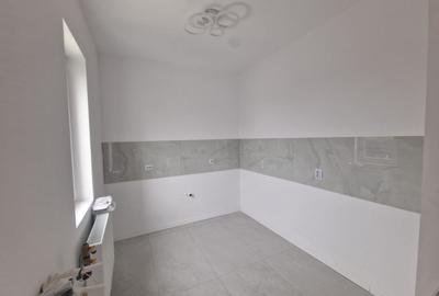 Duplex cu 3 camere cu Canalizare în Central - 42