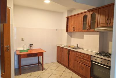 Apartament cu 5 camere decomandat în P-ța Universității - 8