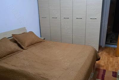 Proprietar, inchiriez apartament 3 camere,metrou titan - 4