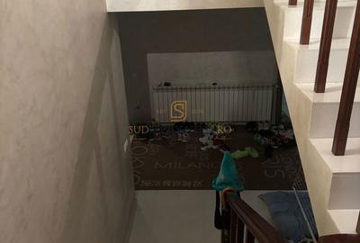 Casă cu 6 camere cu Canalizare în Central - 15