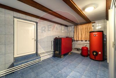 Casă cu 6 camere cu Teren 463 Mp în Sud - 22