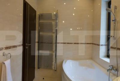 Casă cu 4 camere cu Teren 2456 Mp în Livezeni - 5