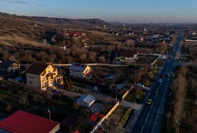 Casă individuală cu 11 camere cu Canalizare în Aninoasa - 2