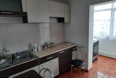 Incchiriez apartament 3camere in Zona Dorobanti2 decomandat confort 1