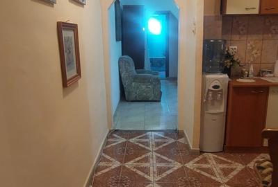 Apartament cu 3 camere semidecomandat, mobilat în Central - 4
