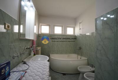 Casă individuală cu 6 camere cu Canalizare în Central - 14