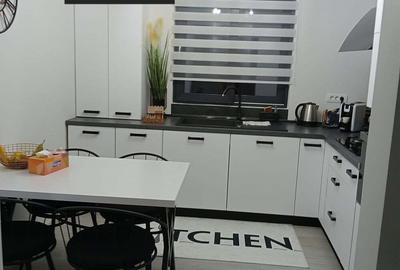 Casă cu 3 camere cu Teren 770 Mp în Costinești - 4