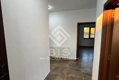 Casă cu 4 camere cu Teren 700 Mp în Unirea - 8