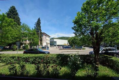 Apartament cu 2 camere semidecomandat în Central - 1