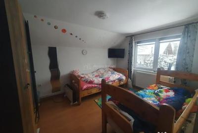 Casă cu 6 camere cu Teren 720 Mp în Predeluț - 10