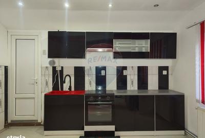 Casă cu 3 camere în Mailat - 5