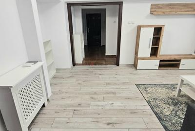 Apartament cu 3 camere decomandat, mobilat în Decebal - 8
