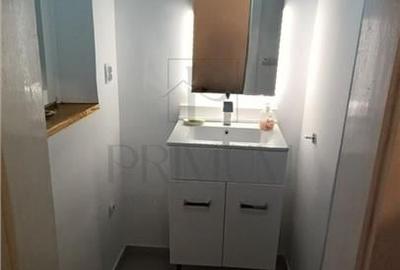 SEMICENTRAL - ETAJ 1 - RENOVAT - 3 CAMERE - CENTRALA PROPRIE -  CLIMA - BOXA - 3