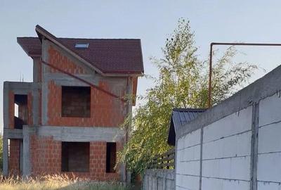 Casă cu 8 camere cu Teren 1384 Mp în Cornetu - 3