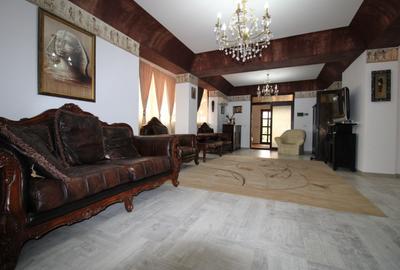 Casă cu 5 camere în Șendreni