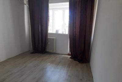 Apartament cu 4 camere semidecomandat în Drumul Taberei - 11