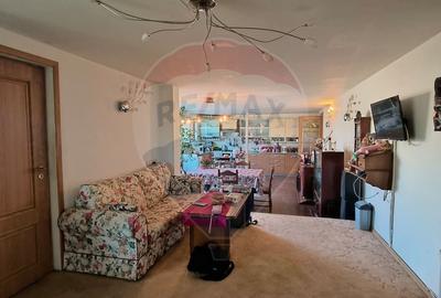 Casă cu 4 camere cu Teren 3495 Mp în Nord-Est - 6