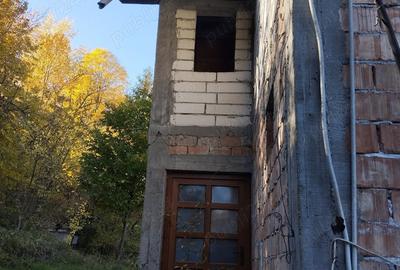 Casă cu 5 camere în Păușești - 6