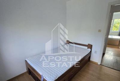 Apartament cu 3 camere semidecomandat în Șagului