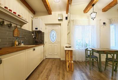 Casa 2 apartamente, ultrafinisate,mobilate la cheie, Horea zona Urania - 5