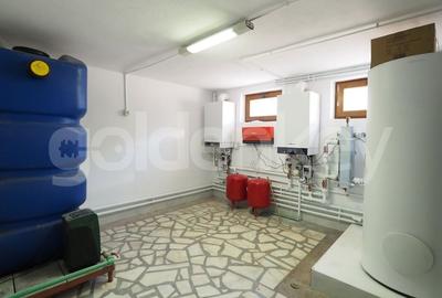 Vila spatioasa cu 13 camere | 572mp utili | 1321mp teren - 31