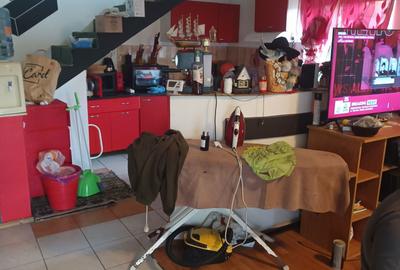 Casă cu 4 camere în Central - 4