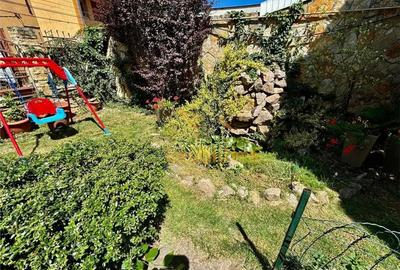 Casă cu 5 camere cu Teren 241 Mp în Central