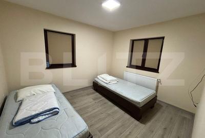 Casa de vanzare, cu 5 camere, 351 mp, Zalau - 12