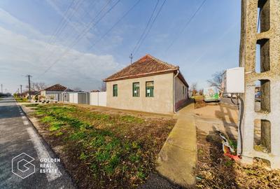 Casă individuală cu 4 camere cu Teren 959 Mp în Iratoșu - 1