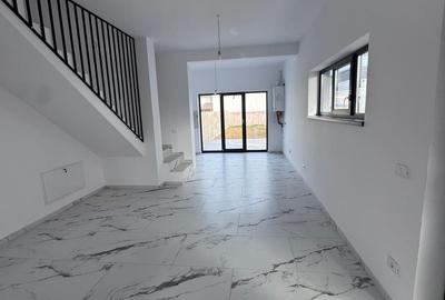 Duplex cu 5 camere cu Canalizare în Moșnița Nouă - 2