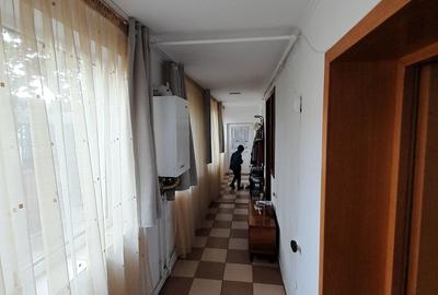 Casă cu 3 camere cu Teren 2250 Mp în Sintești - 1