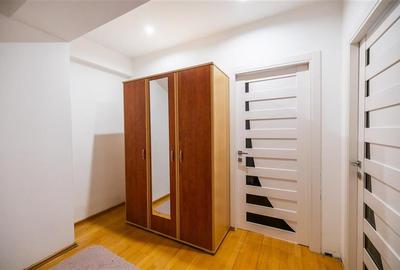 Apartament cu 3 camere decomandat, mobilat în Central - 13