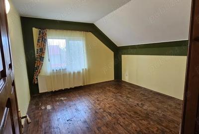 Casa spa?ioasa cu 4 camere, situata in zona centrala Pitesti, la 1 minut de Padurea Trivale Casa spa?ioasa cu 4 camere, situata in zona centrala Pitesti, la 1 minut de Padurea Trivale - 7