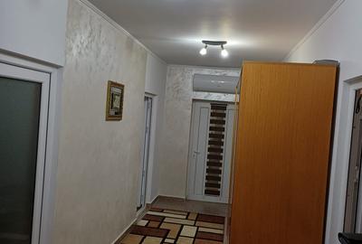 Casă cu 4 camere decomandat în Cobadin - 4